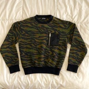THE KOOPLES Men’s Camouflage-print Cotton Jersey Sweatshirt Size S